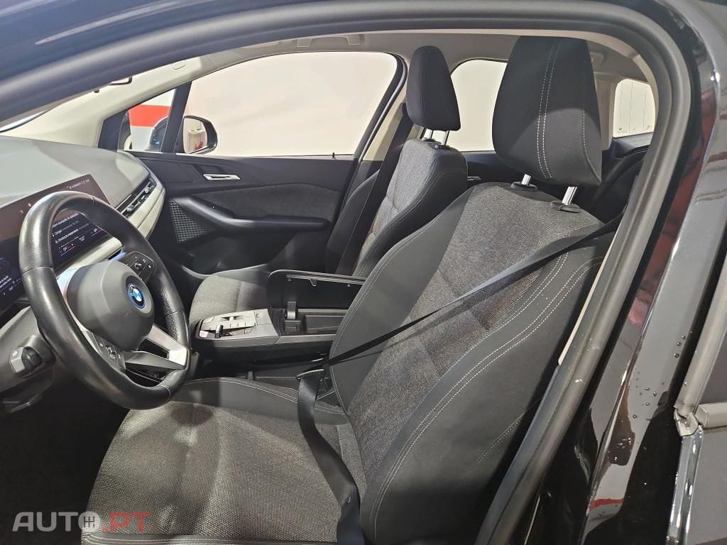 BMW 225 e xDrive
