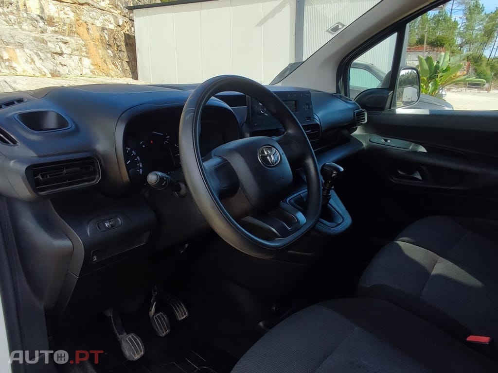 Toyota Proace City 1.5D L1 Active