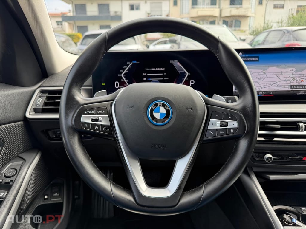 BMW 320 e Auto
