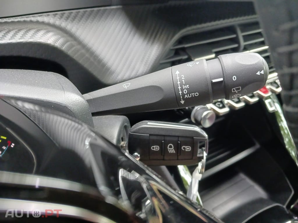Peugeot E-2008 54 kWh Active