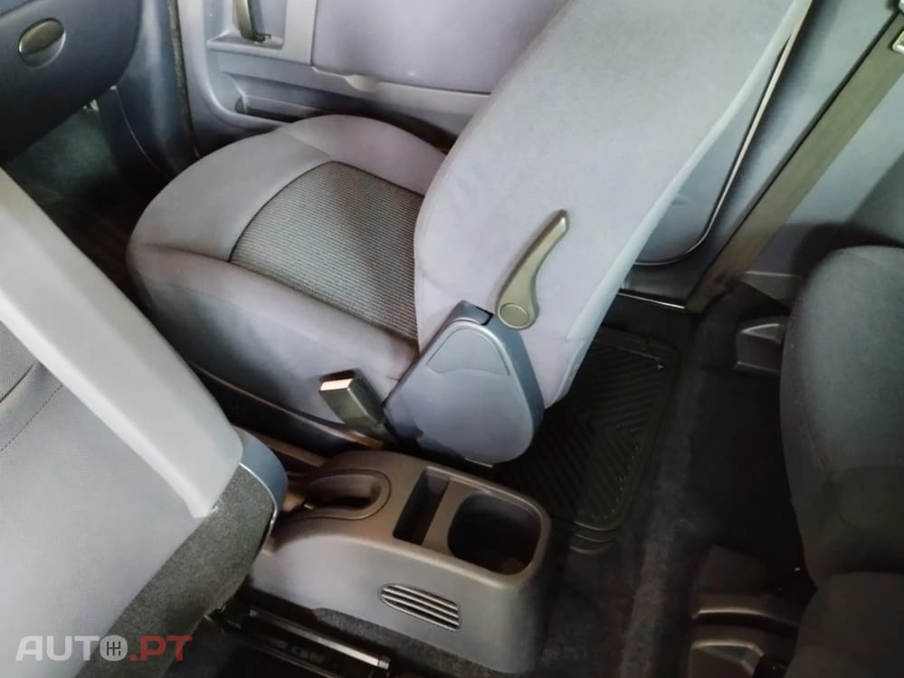 Peugeot 1007 1.4 HDI Trendy