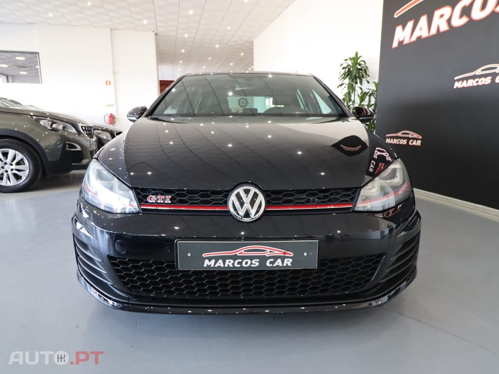 Volkswagen Golf 2.0 gti