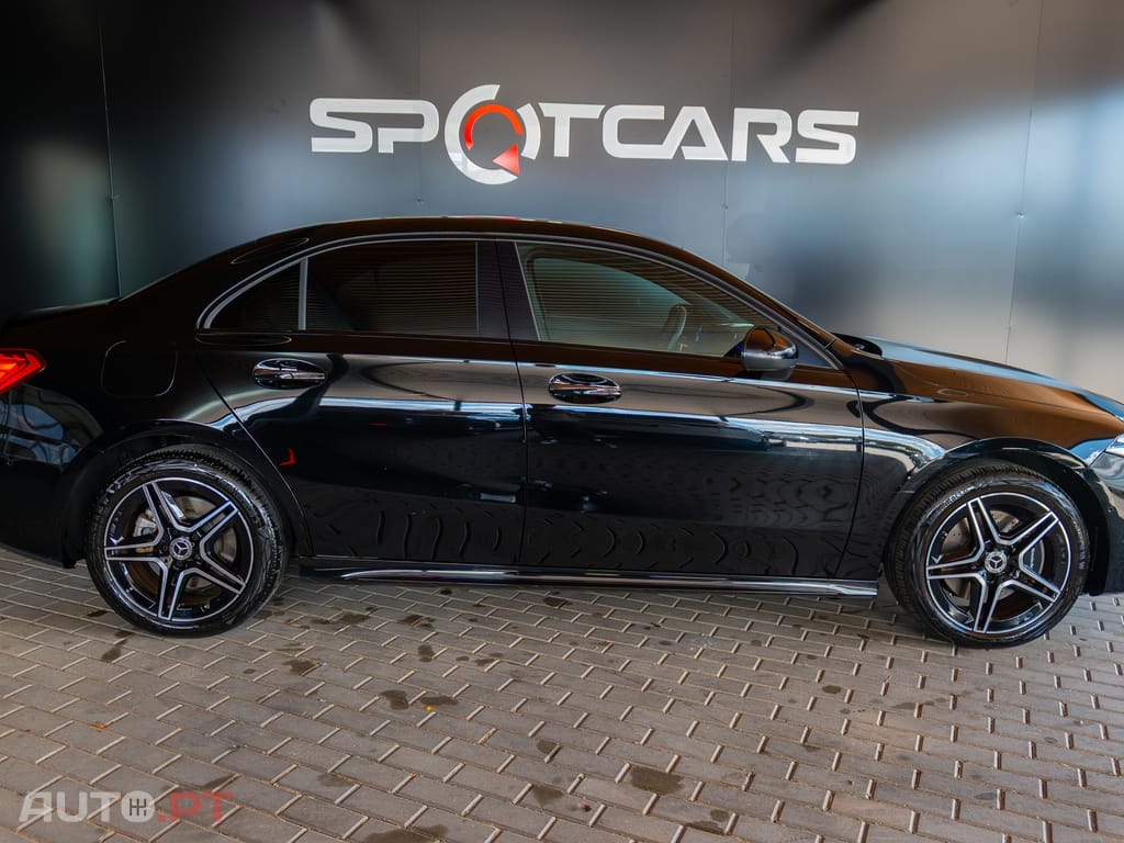 Mercedes-Benz A 250 e AMG Line