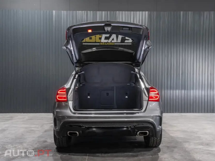 Mercedes-Benz GLA 180 AMG Line Aut.