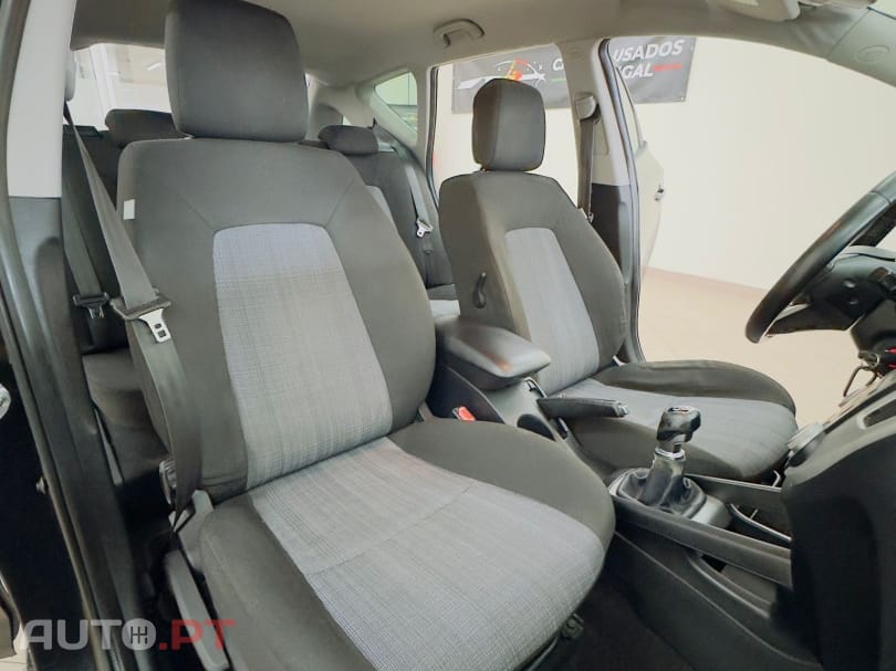 Kia Ceed SW 1.4 CVVT EX ISG