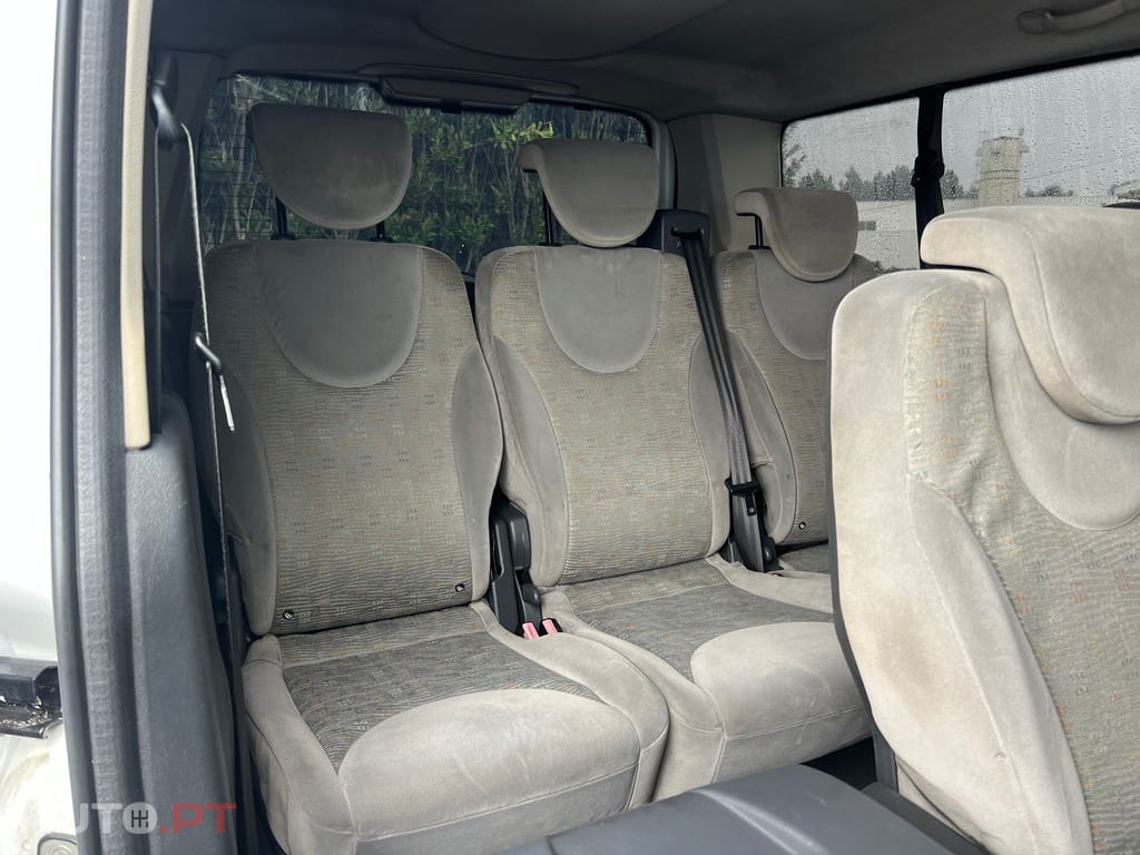 Citroen Jumpy 2.0 HDi L2H1Semi-Vidrada