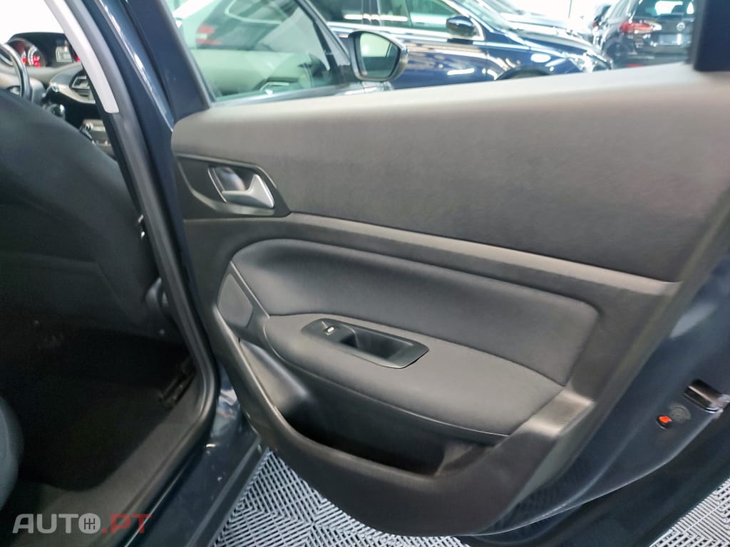 Peugeot 308 SW 1.5 BlueHDi Active