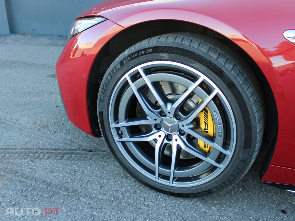 Mercedes-Benz SL 63 AMG 4MATIC+