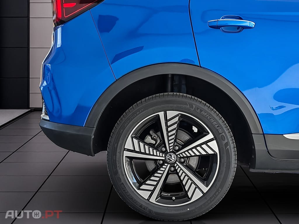 MG ZS 44.5 kWh Luxury