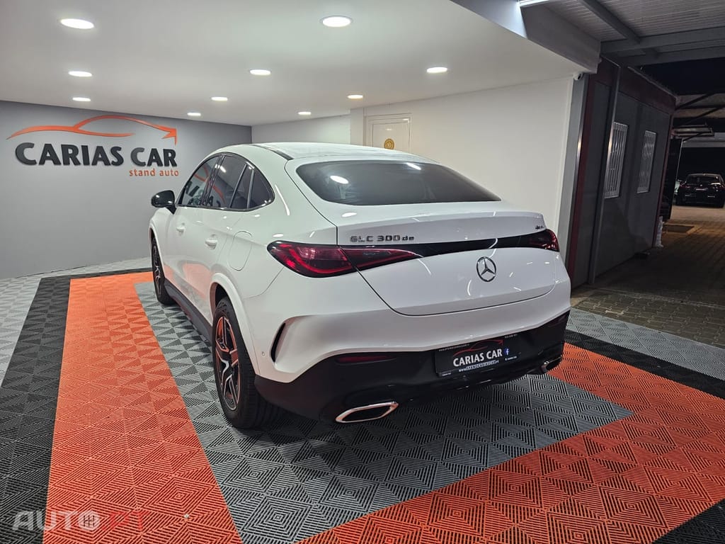 Mercedes-Benz GLC 300 de 4MATIC AMG Line