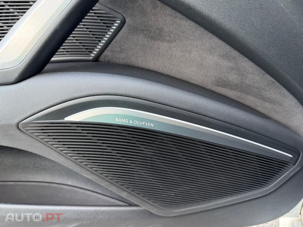 Audi TT 2.0 TDI S-line