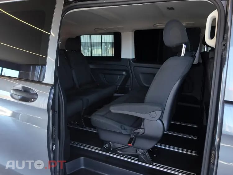 Mercedes-Benz Vito Outro