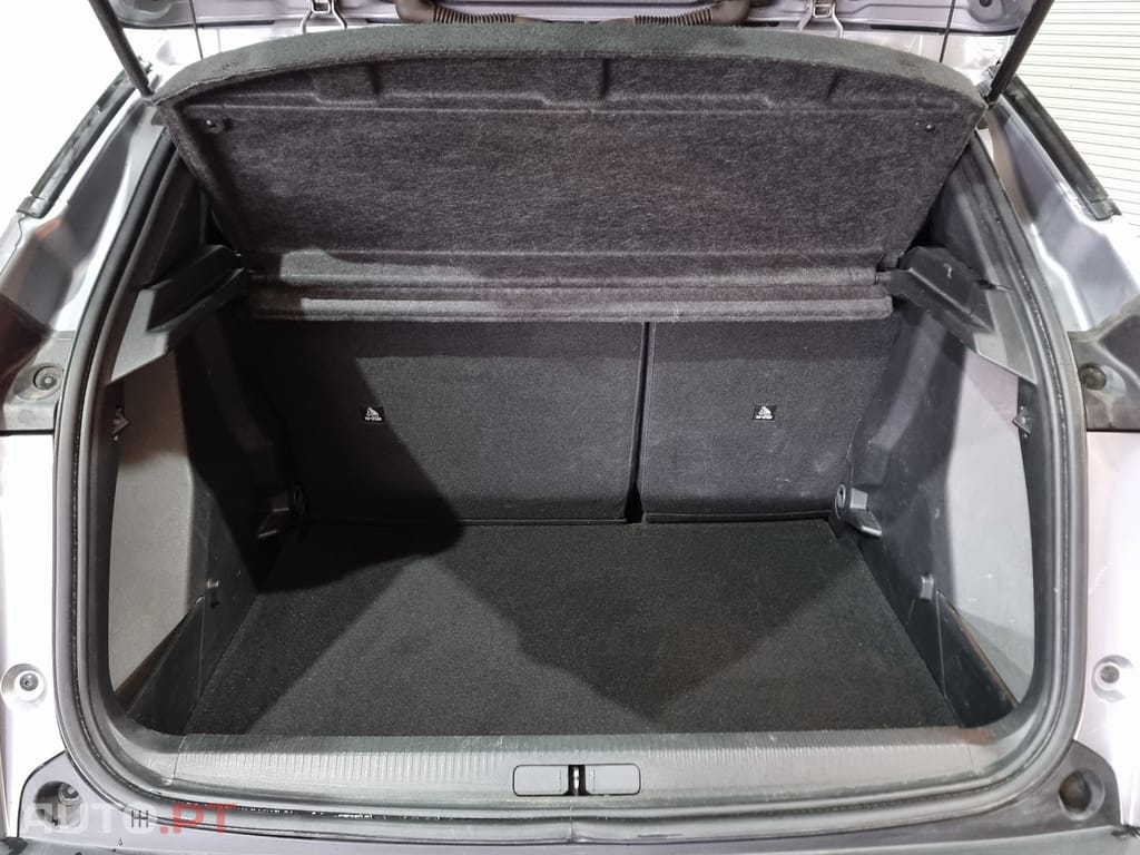 Peugeot 2008 1.2 PureTech Active Pack