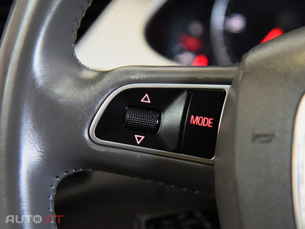 Audi A4 Avant 2.0 TDi Business Line Advance Multitronic