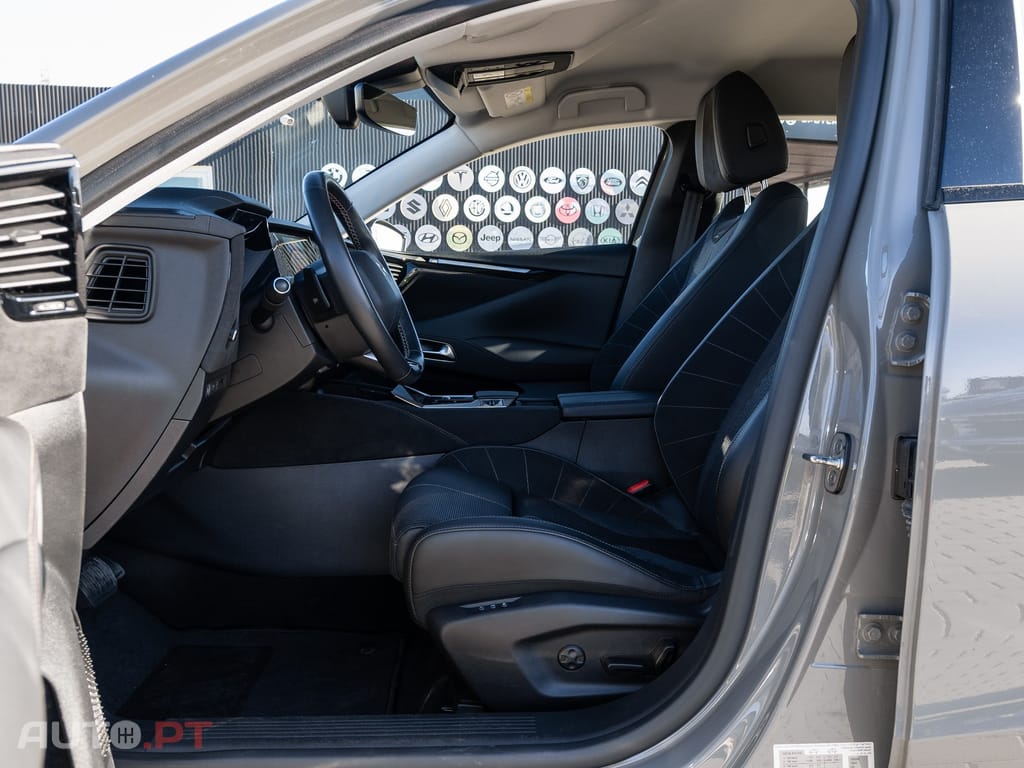 DS DS4 E-Tense Performance Line EAT8