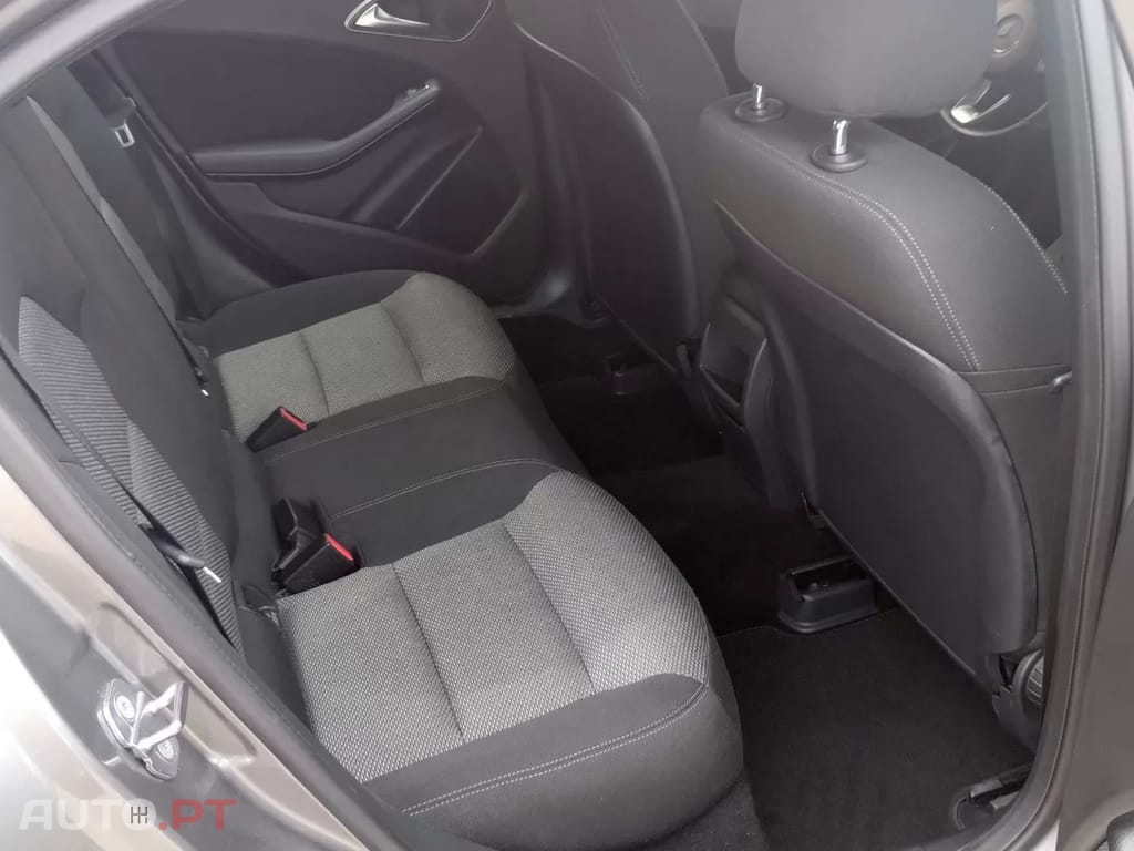 Mercedes-Benz A 180 d Fleet Pack Style