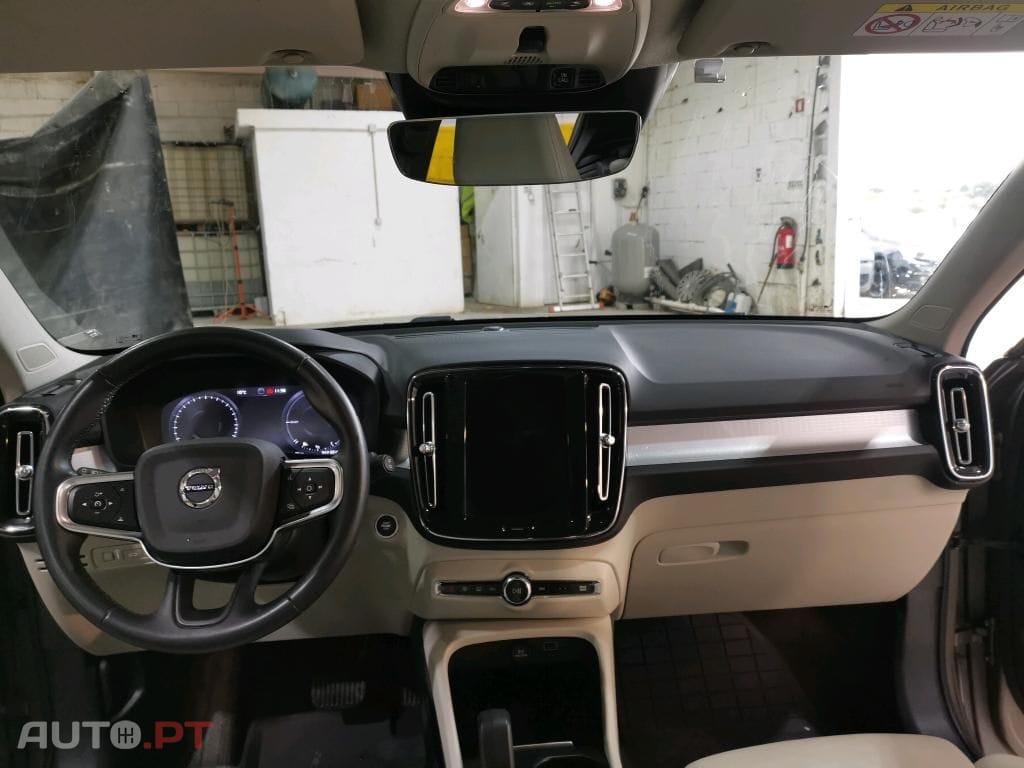 Volvo XC40 1.5 T5 PHEV Inscription Expression