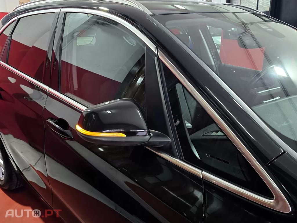 BMW 216 d Advantage Auto