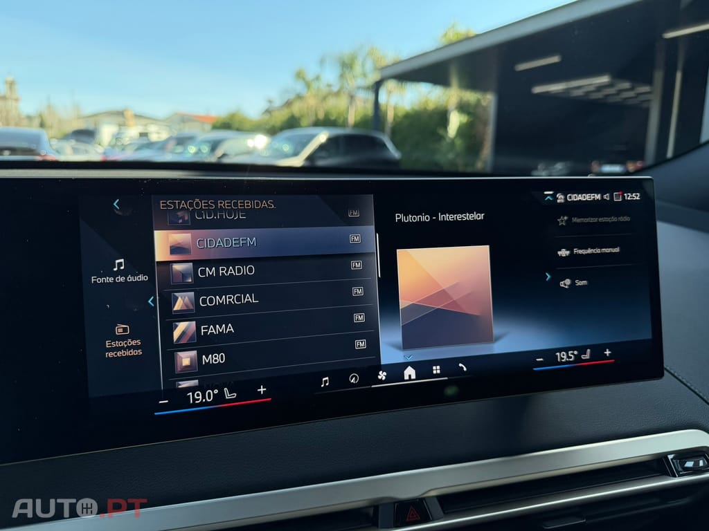 BMW iX xDrive 40 Pack Desportivo