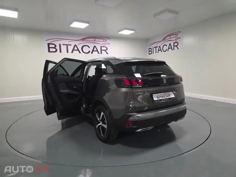 Peugeot 3008 1.5 BLUEHDI ACTIVE