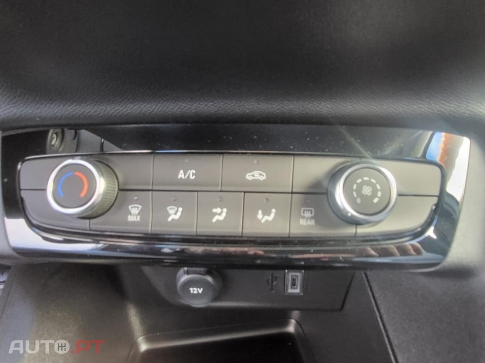 Opel Corsa 1.2 T Edition CA8