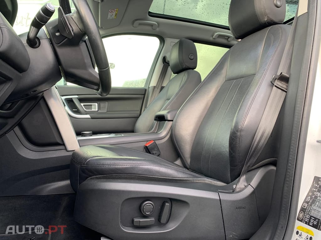 Land Rover Discovery Sport 2.0 TD4 HSE Luxury 7L Auto