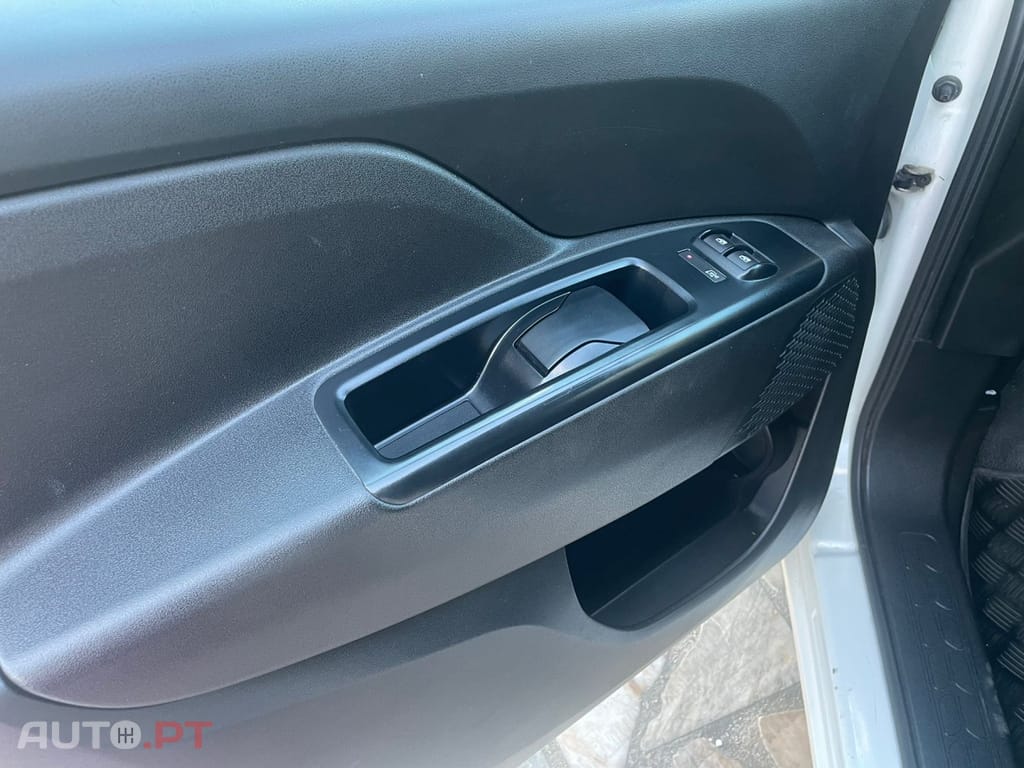 Fiat Doblo 1.6 MJ Maxi SX