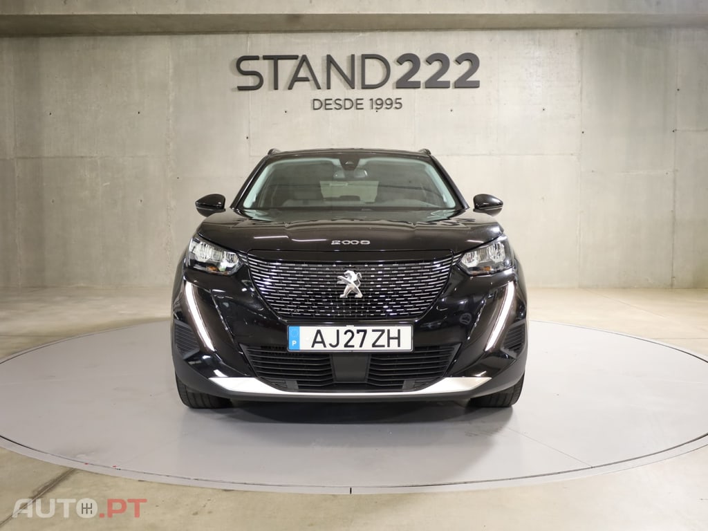 Peugeot 2008 1.2 Pure Tech Allure