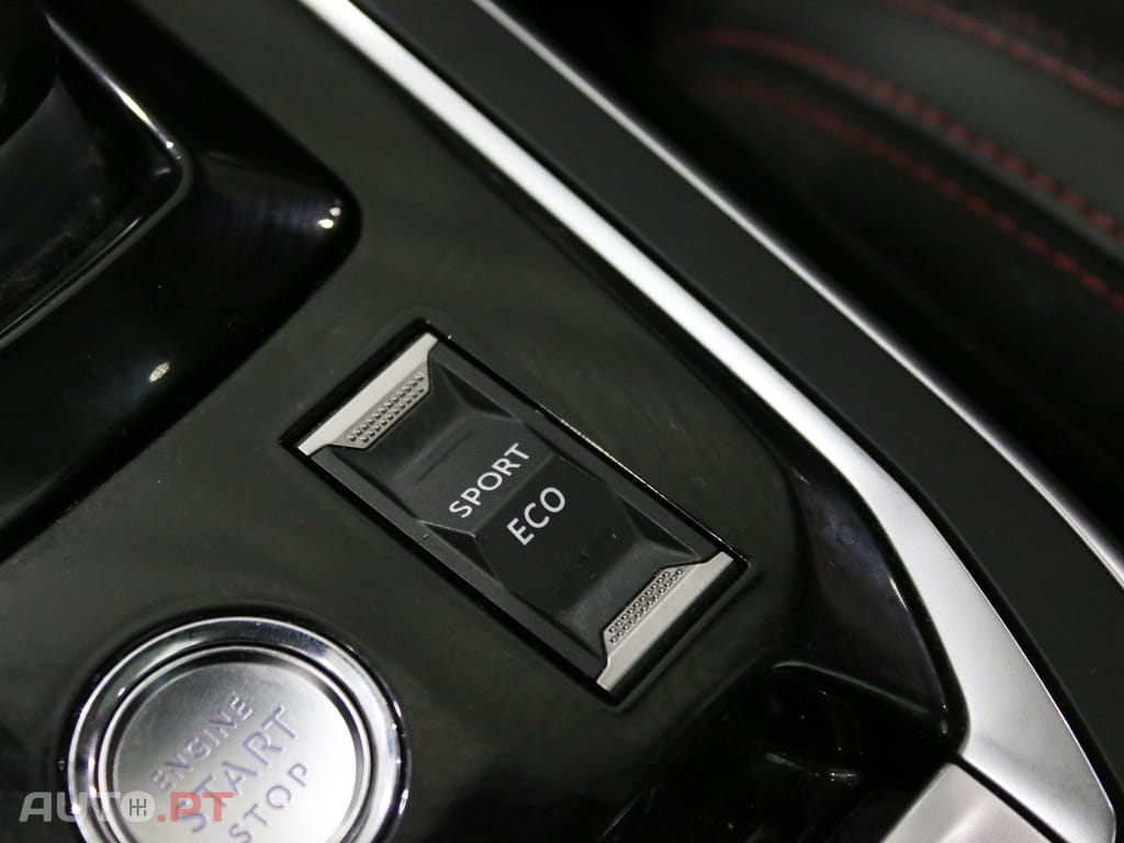 Peugeot 308 1.2 PureTech GT EAT8