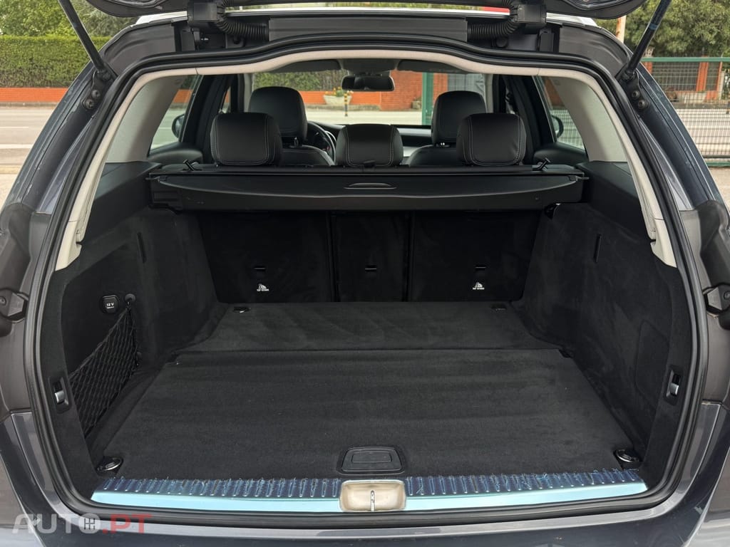 Mercedes-Benz C 220 d Avantgarde — fotografia 14