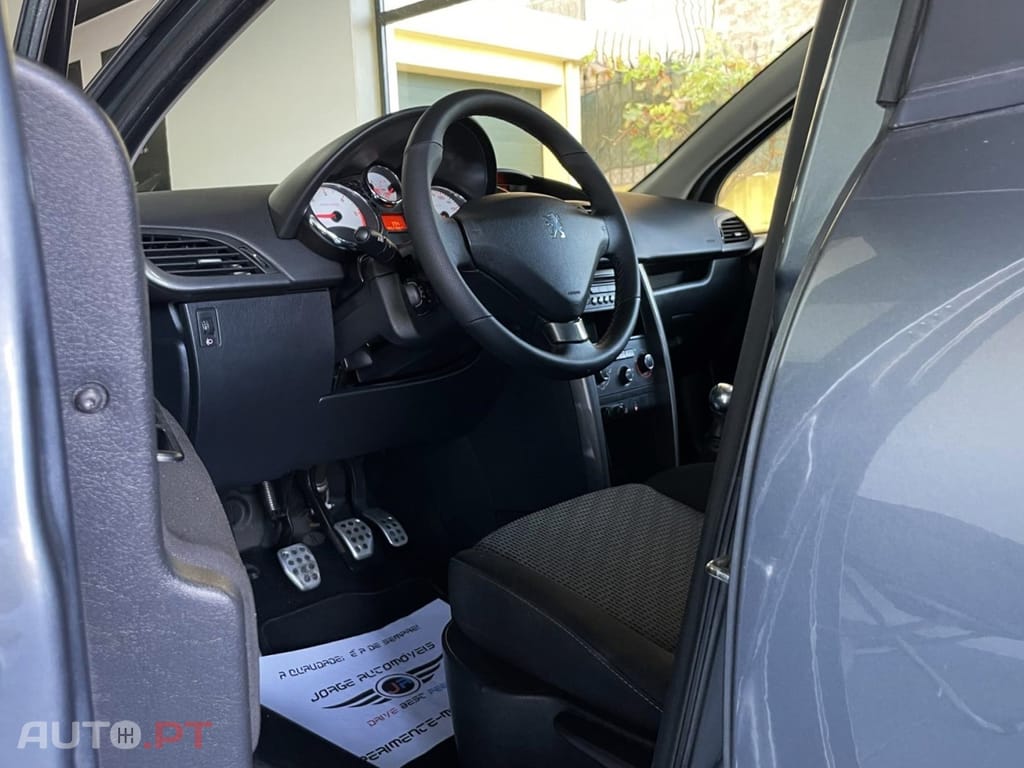 Peugeot 207 1.4 HDi SE Sportium