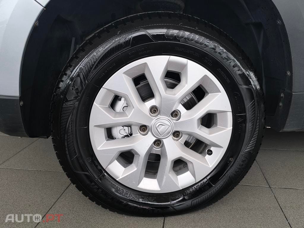 Dacia Duster 1.5 Blue dCi Comfort 4WD