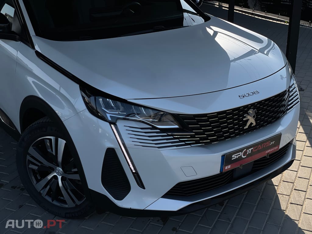 Peugeot 5008 1.2 PureTech Allure Pack EAT8