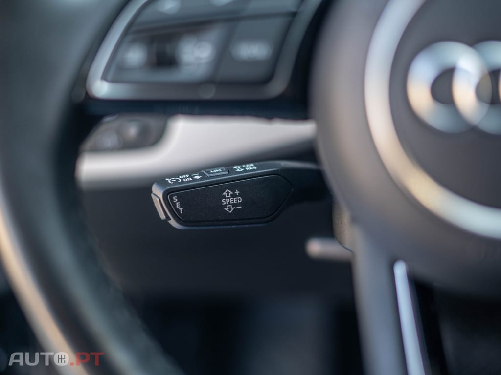 Audi A4 Avant 35 TDI S line S tronic