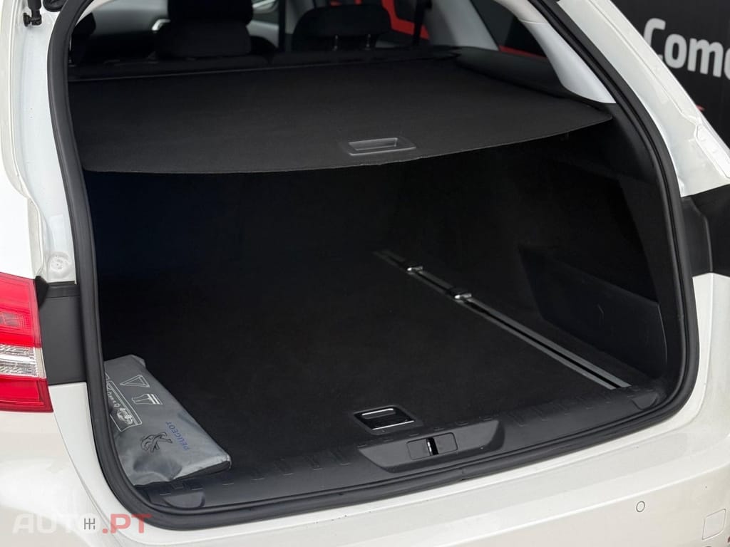 Peugeot 308 SW 1.6 BlueHDi Access