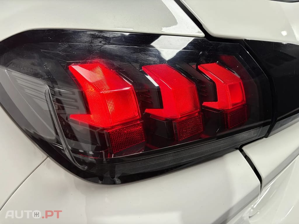 Peugeot 208 PureTech 100 Active