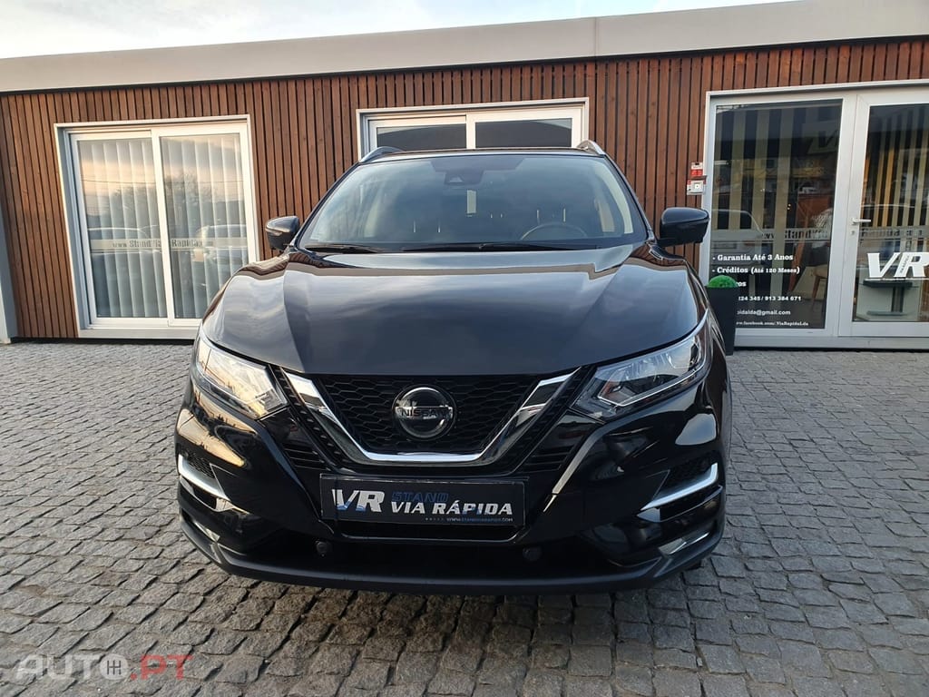 Nissan Qashqai 1.3 DIG-T N-Connecta J18