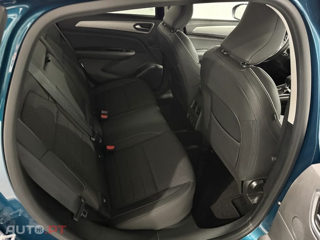 Renault Arkana 1.6 E-Tech Intens