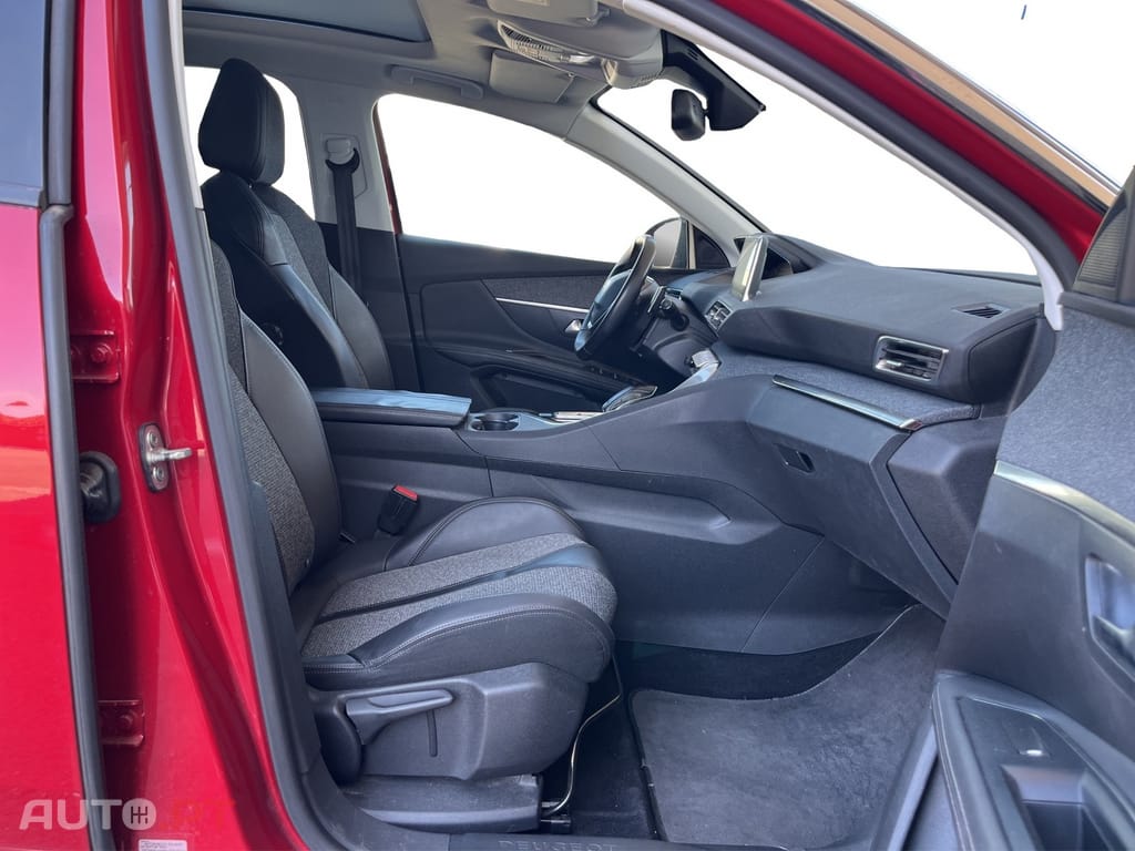 Peugeot 3008 1.2 PureTech Allure EAT6