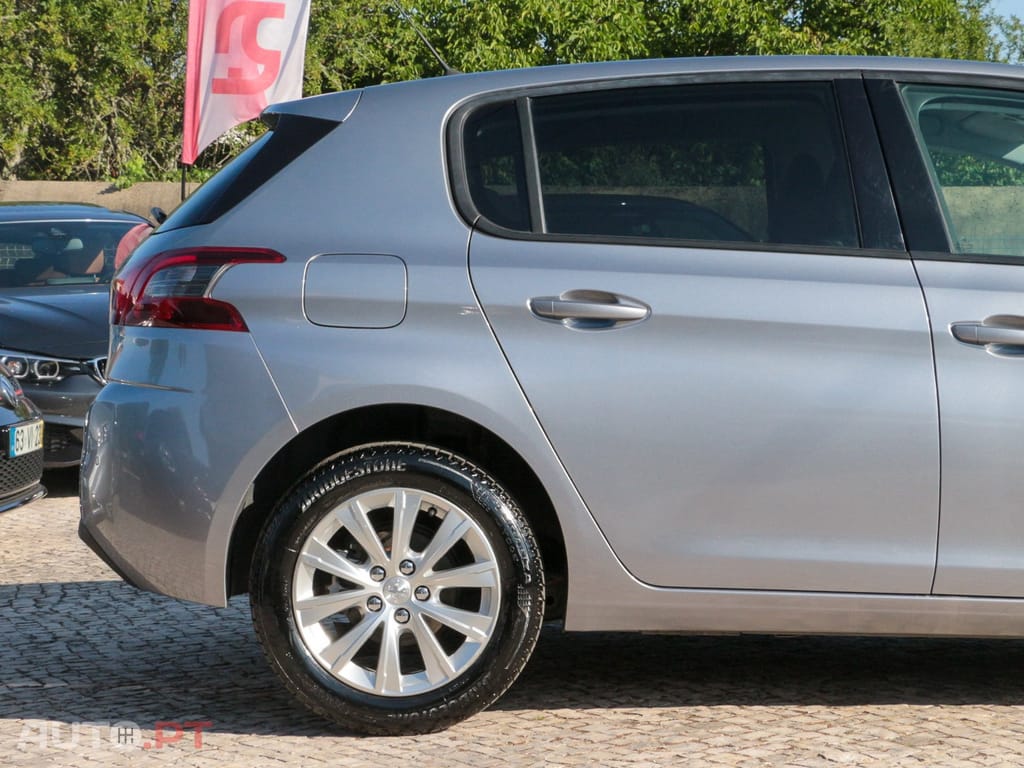 Peugeot 308 1.5 BlueHDi Style