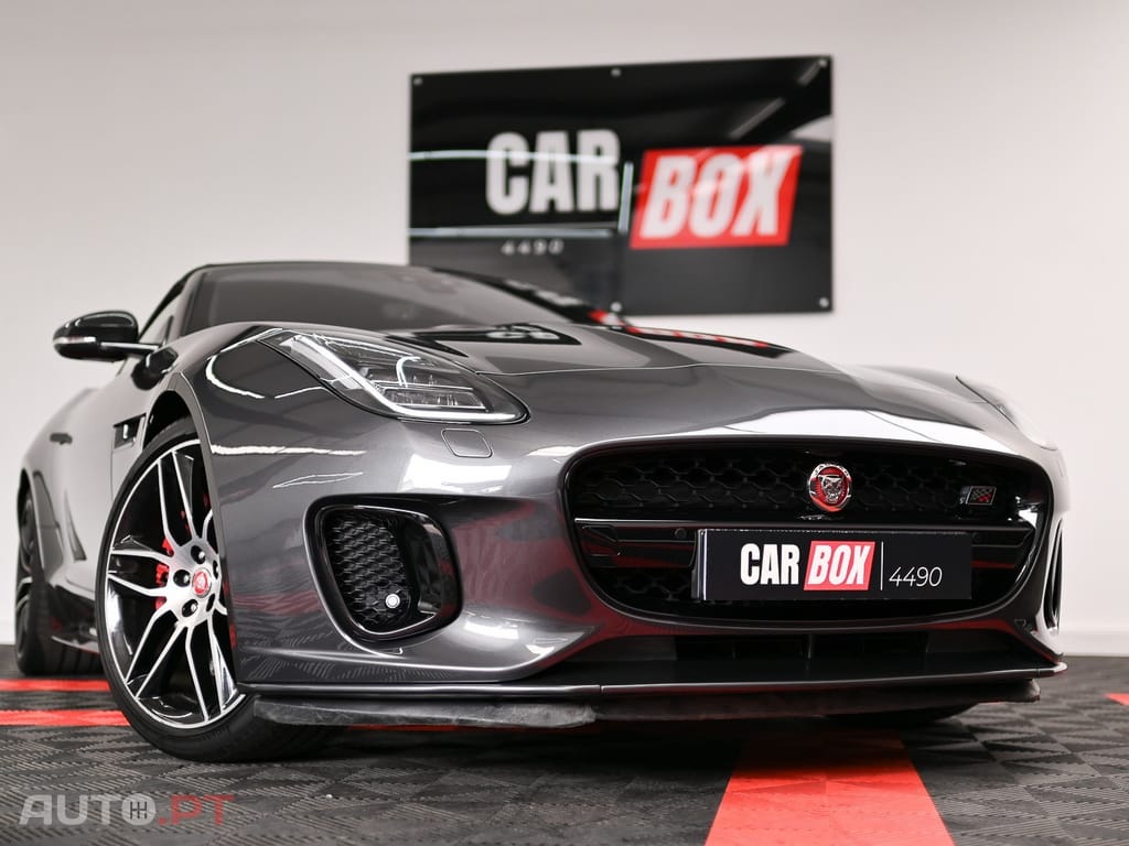 Jaguar F-Type 2.0 i4 Chequered Flag