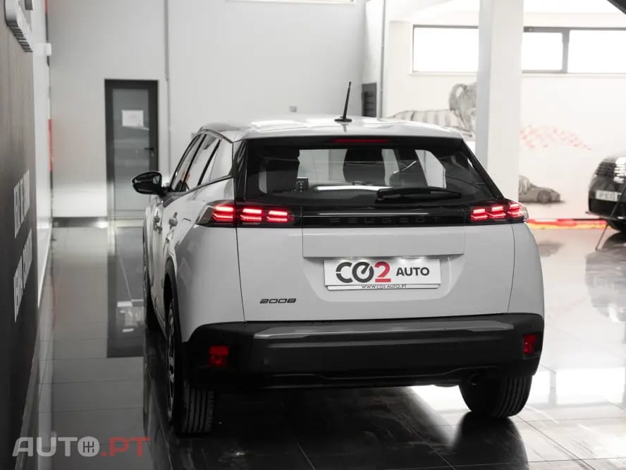 Peugeot 2008 1.2 PureTech Style
