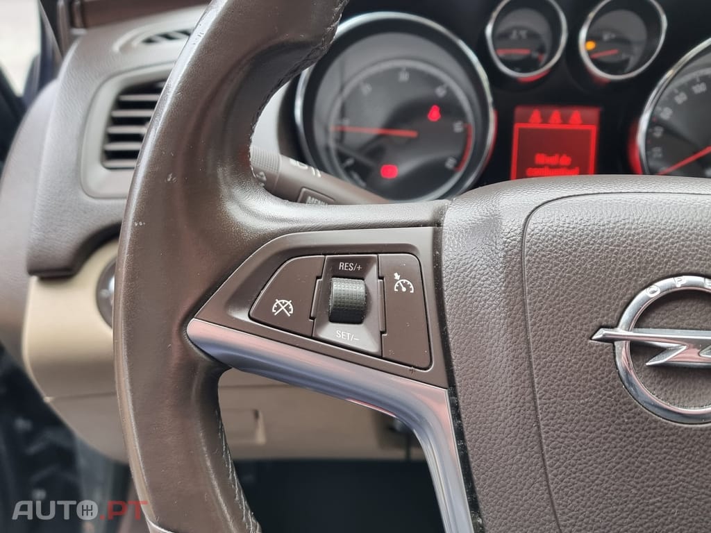 Opel Insignia 2.0 CDTi Cosmo Active-Select