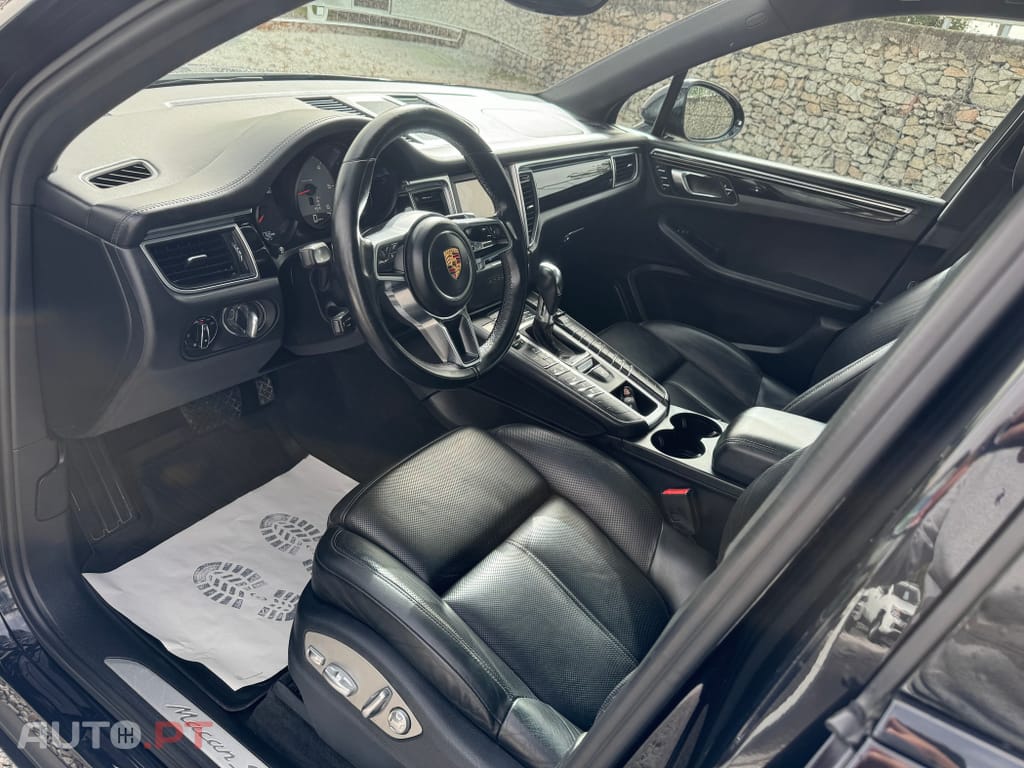 Porsche Macan S