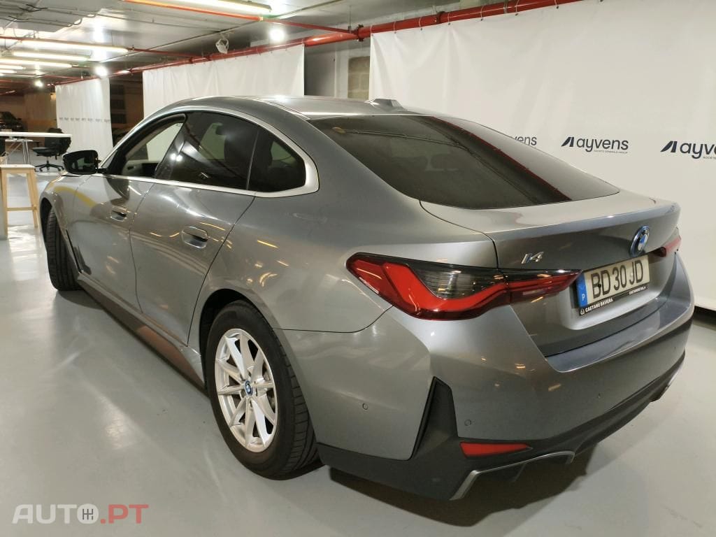 BMW i4 eDrive35