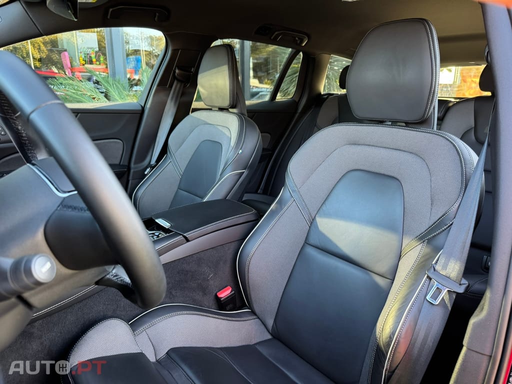 Volvo V60 2.0 T6 AWD TE R-Design