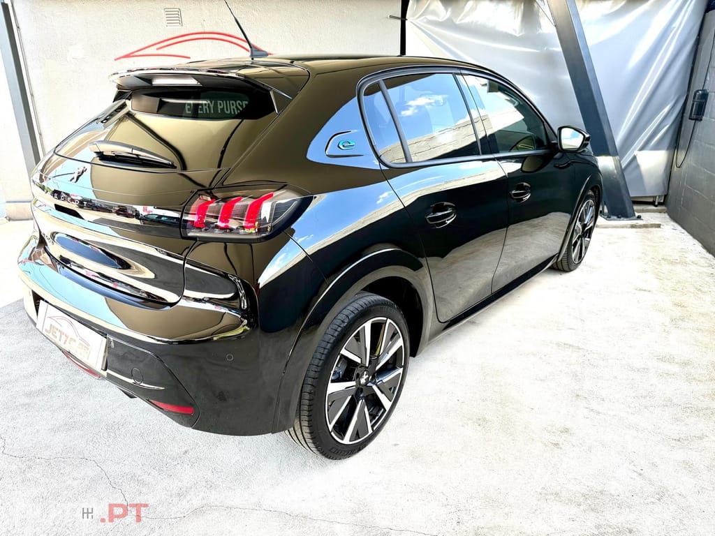 Peugeot E-208 50 kWh GT