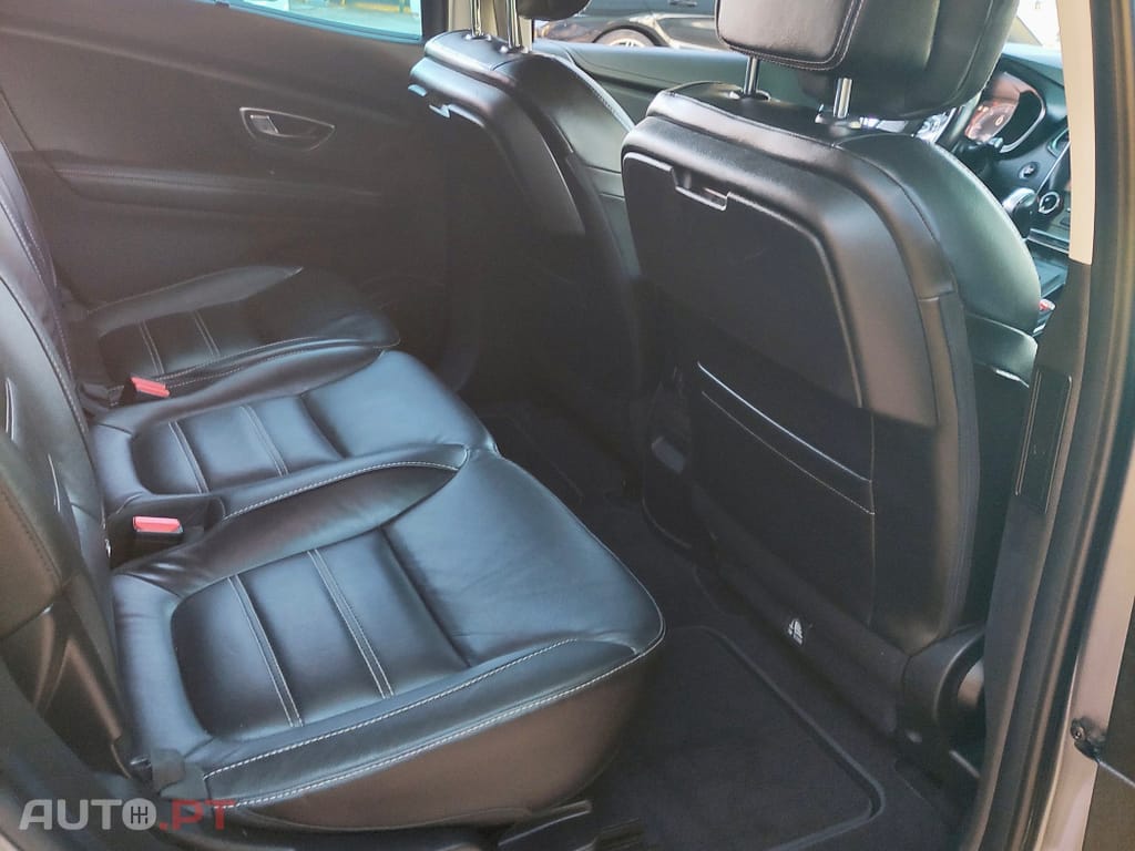 Renault Grand Scénic 1.6 dCi Bose Edition EDC SS