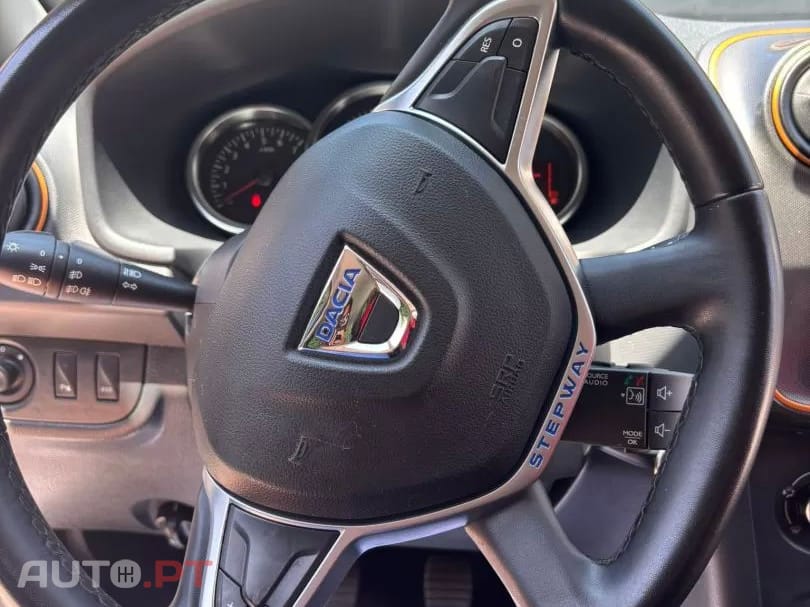 Dacia Sandero 0.9 Tce Stepway Bi-Fuel XTream