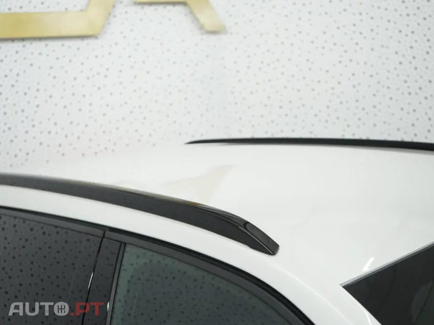 Peugeot 2008 1.2 PureTech Allure Pack EAT8